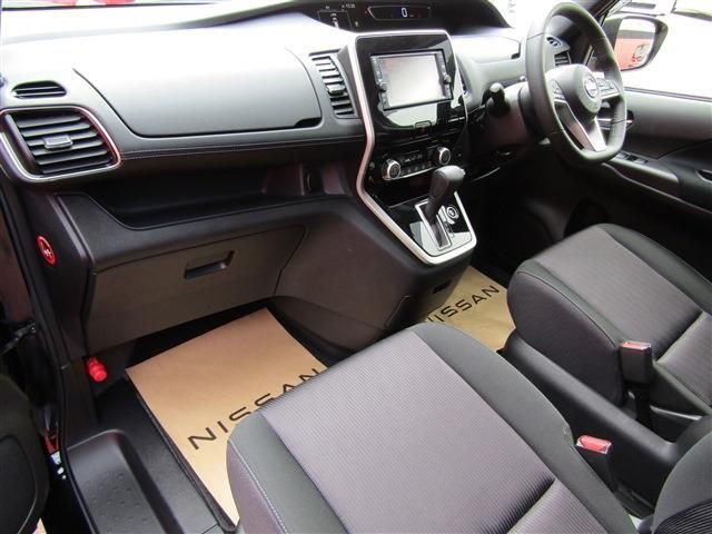 Nissan SERENA 2019-03 1682-26