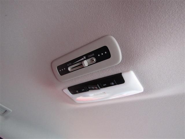 Nissan SERENA 2019-03 1682-15