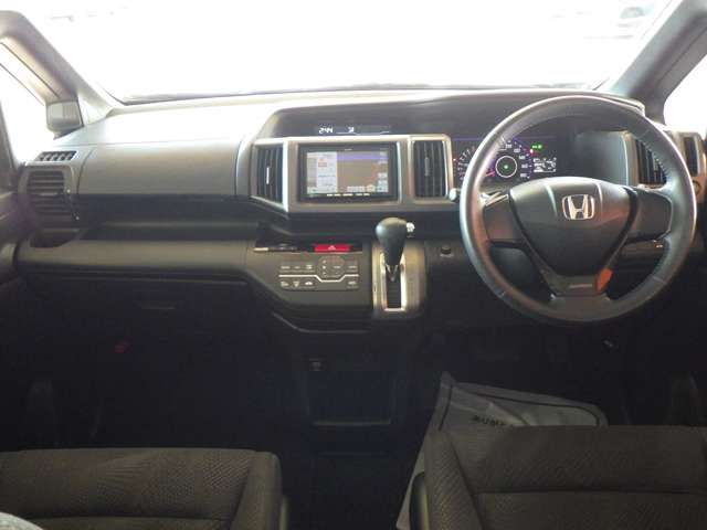 Honda e 2010-08 18978-1