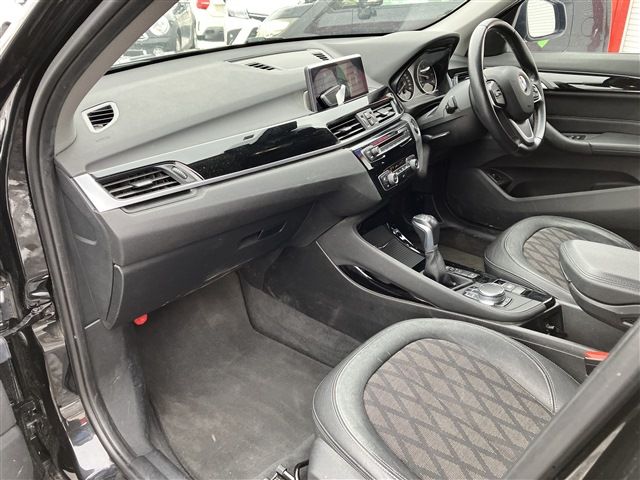Bmw X1 2016-09 181813-18