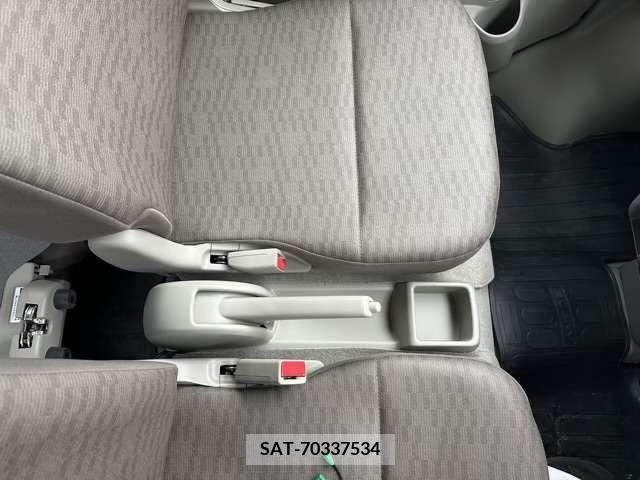 Suzuki EVERY 2022-10 216615-18