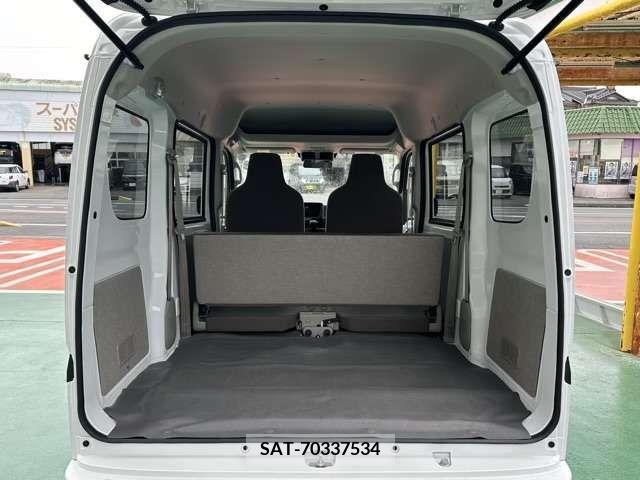 Suzuki EVERY 2022-10 216615-12