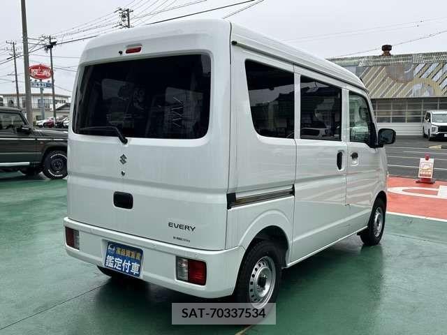 Suzuki EVERY 2022-10 216615-4
