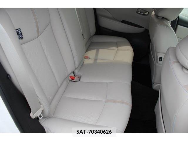Nissan LEAF 2018-01 274719-15