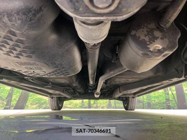 Daihatsu TAFT 2020-10 331216-19