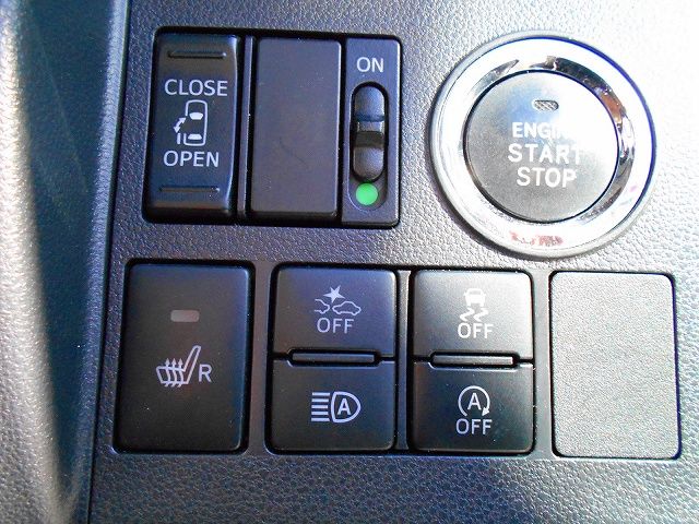 Daihatsu TANTO CUSTOM 2018-04 182869-10