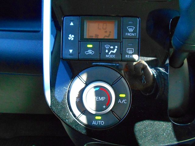 Daihatsu TANTO CUSTOM 2018-04 182869-14
