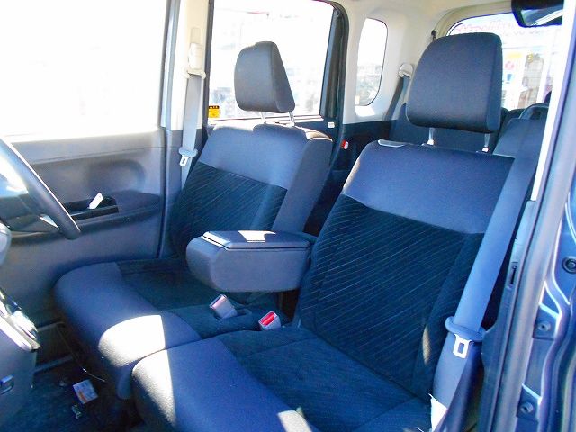 Daihatsu TANTO CUSTOM 2018-04 182869-18