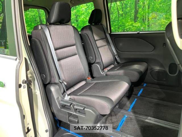 Nissan SERENA 2019-02 367728-9