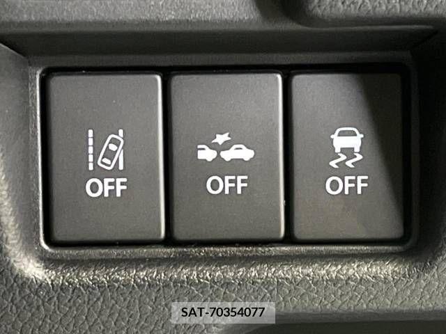 Suzuki SPACIA 2018-03 285620-3