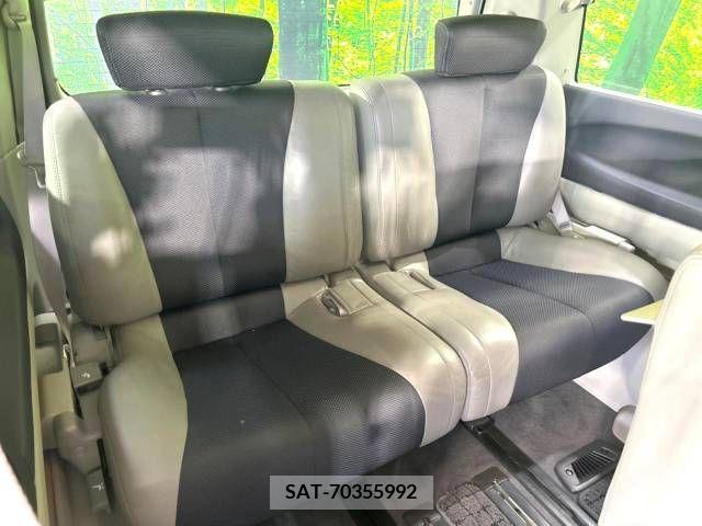 Nissan ELGRAND 2004-06 302510-10