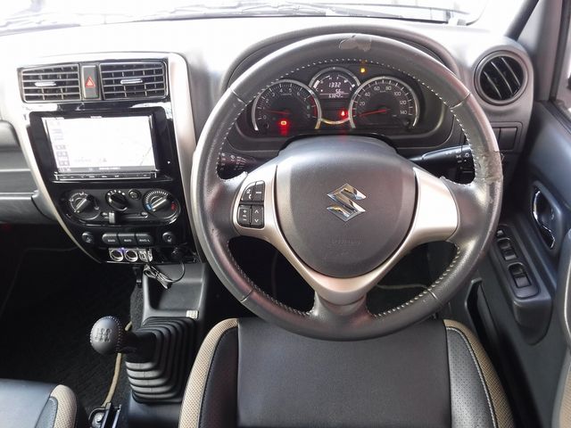 Suzuki JIMNY 2017-01 24450-8