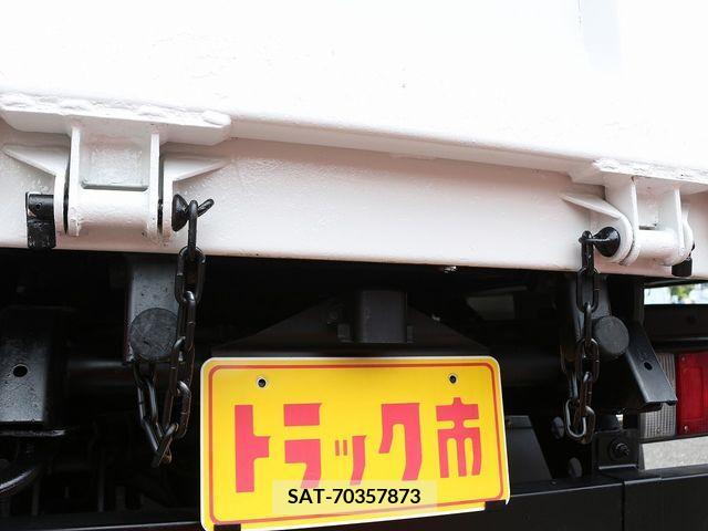 Isuzu ELF TRUCK 2017-01 297078-6