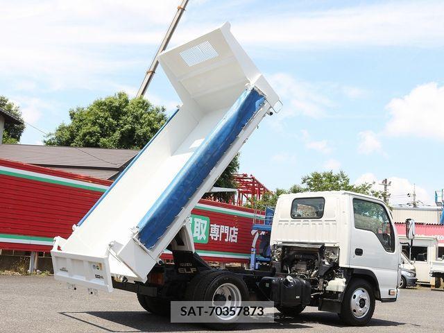 Isuzu ELF TRUCK 2017-01 297078-1