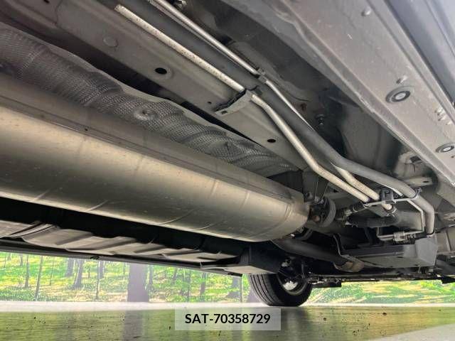 Toyota VELLFIRE 2009-10 385691-18