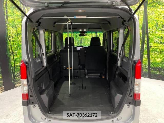 Honda N-VAN 2018-10 307939-10
