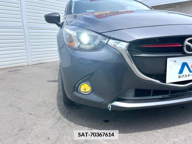 Mazda DEMIO 2015-07 352957-12