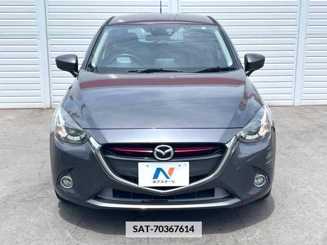 Mazda DEMIO 2015-07 352957-14