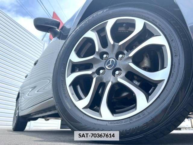 Mazda DEMIO 2015-07 352957-13
