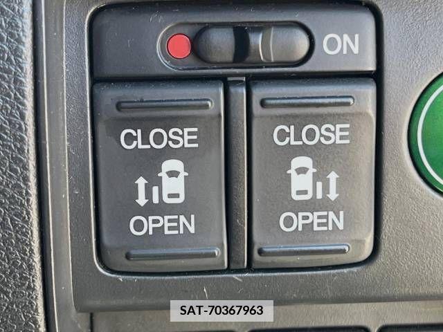 Honda ODYSSEY 2014-11 365856-3