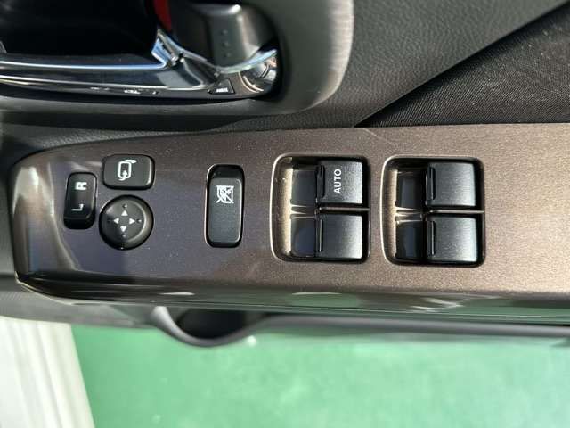Suzuki WAGON R 2022-09 16299-7