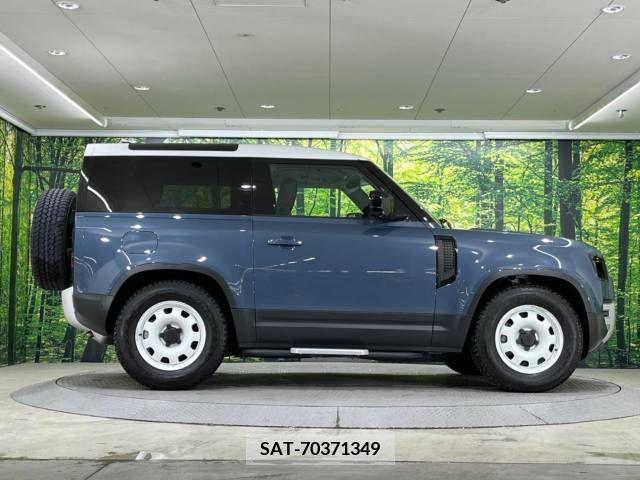 ROVER DEFENDER 2022-02 215418-19