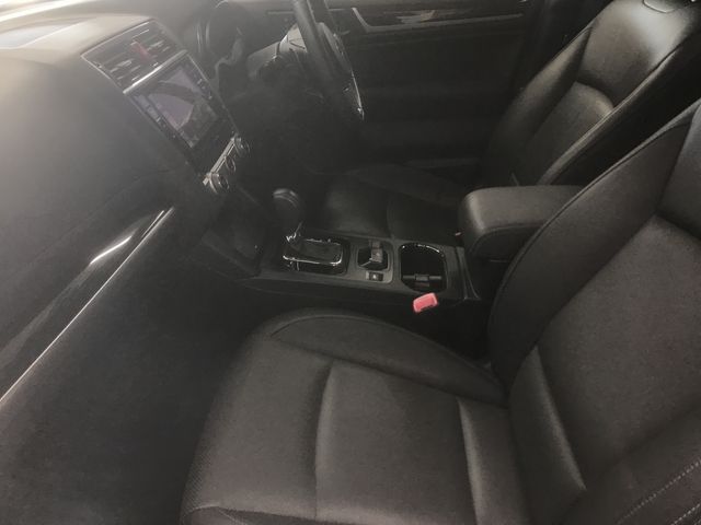 Subaru LEGACY B4 2015-08 184497-18