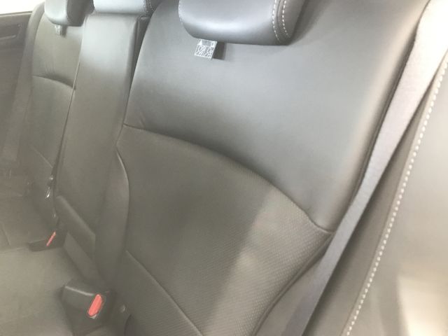 Subaru LEGACY B4 2015-08 184497-15