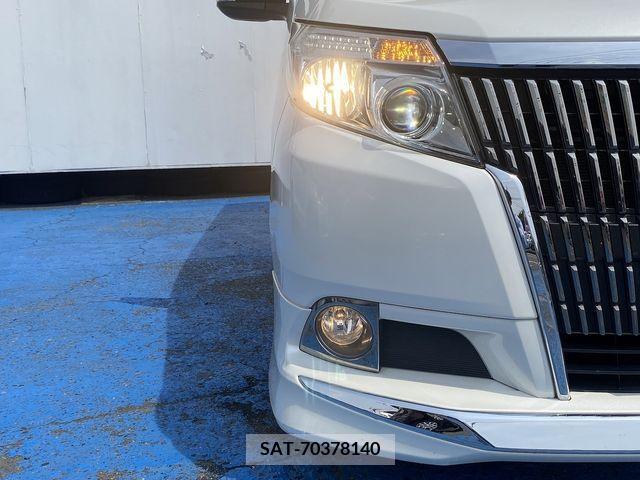 Toyota ESQUIRE 2015-11 330453-14