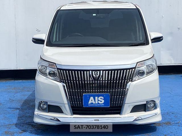 Toyota ESQUIRE 2015-11 330453-1
