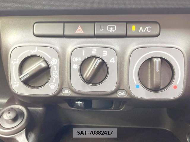 Toyota PASSO 2013-02 251460-4