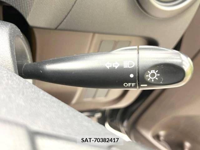 Toyota PASSO 2013-02 251460-6