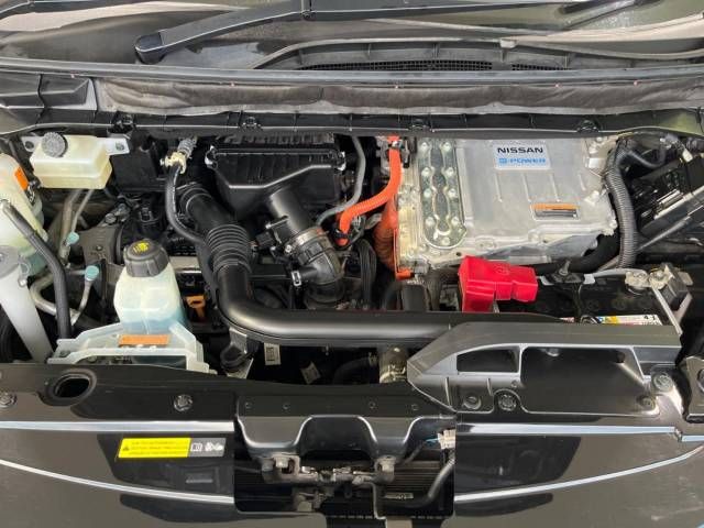 Nissan SERENA 2018-05 10246-19