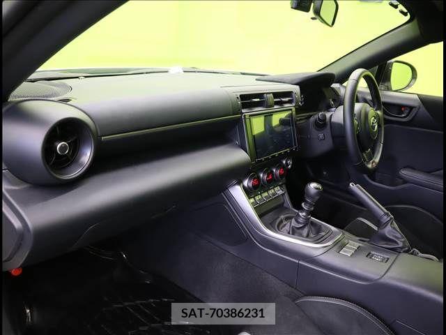 Toyota 86 2023-04 343083-27