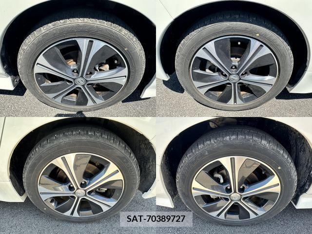 Nissan LEAF 2017-10 329240-24