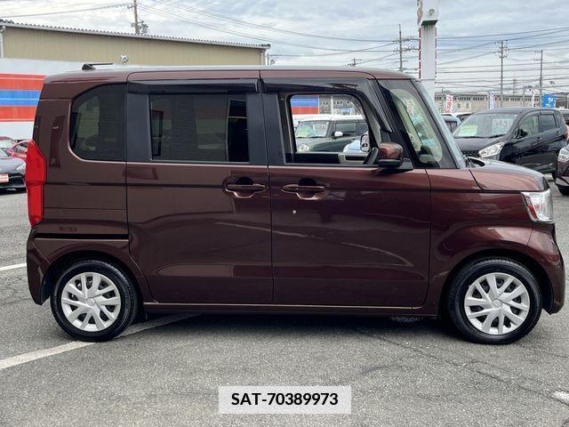 Honda N BOX 2019-04 339230-3