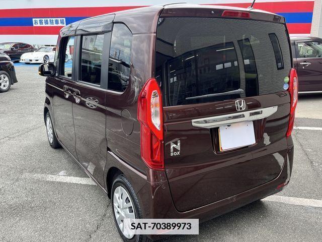Honda N BOX 2019-04 339230-6