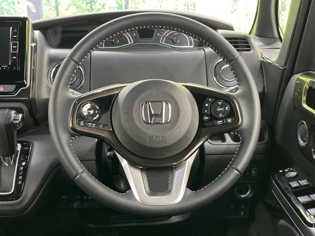 Honda N BOX CUSTOM 2019-11 194875-11