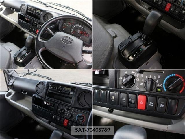 Hino DUTRO 2017-07 359463-7