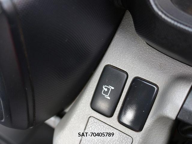 Hino DUTRO 2017-07 359463-23