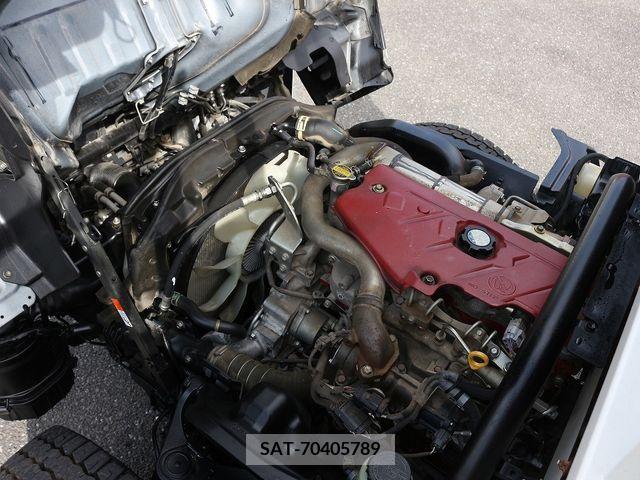 Hino DUTRO 2017-07 359463-28