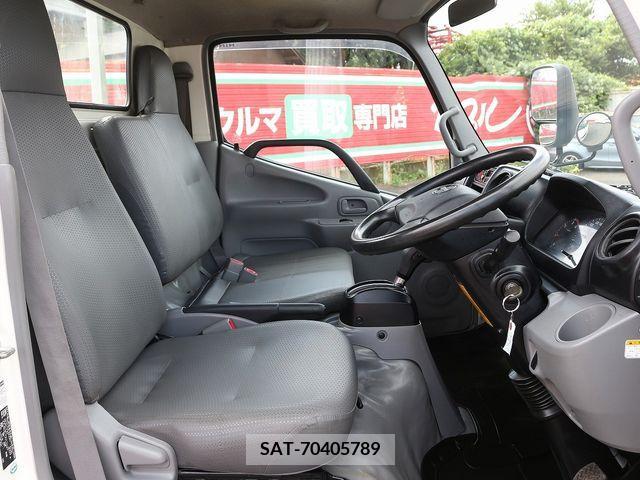 Hino DUTRO 2017-07 359463-19