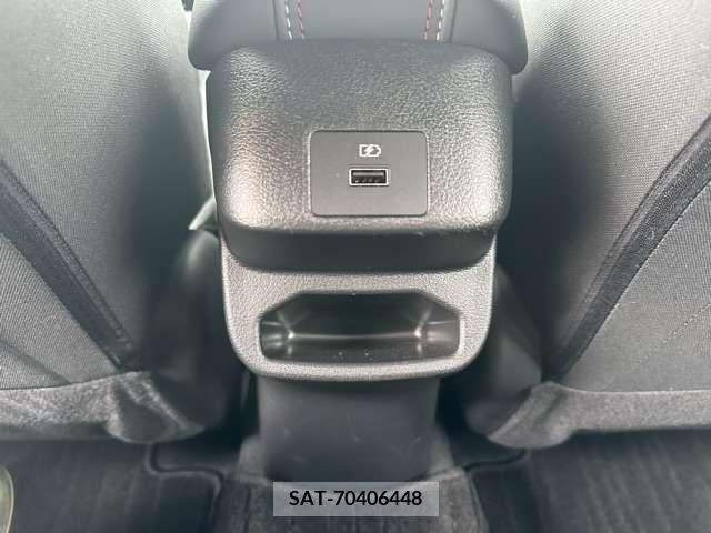 Nissan AURA 2023-01 292914-2