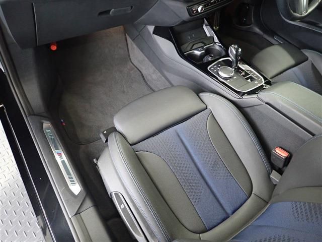Bmw 1 SERIES 2020-11 196525-29