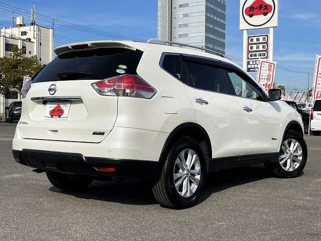 Nissan X-TRAIL 2015-10 191539-2