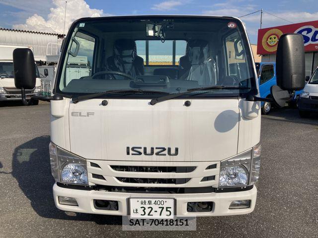 Isuzu ELF TRUCK 2020-05 359643-2