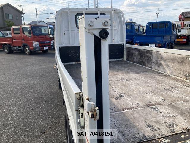 Isuzu ELF TRUCK 2020-05 359643-9