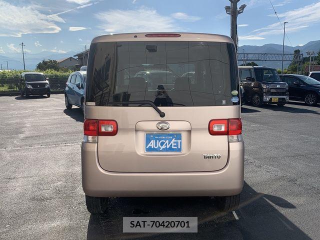 Daihatsu TANTO 2011-10 369298-4