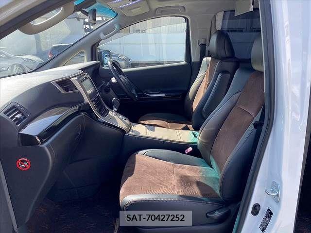 Toyota ALPHARD 2014-07 330596-16