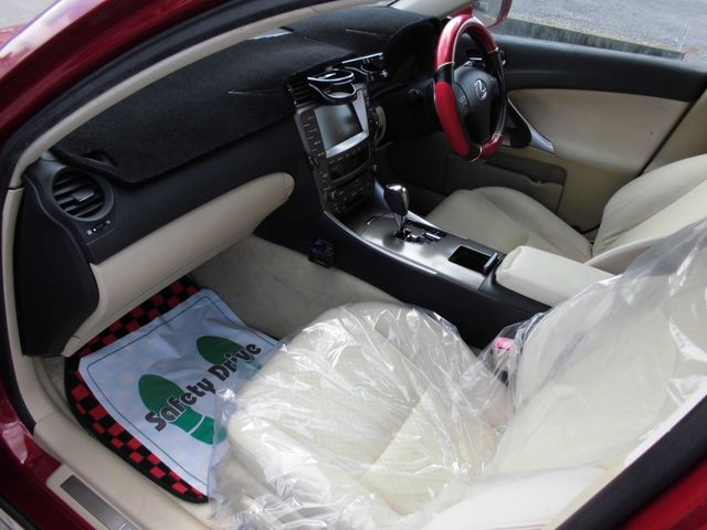Lexus IS 2007-04 20595-9